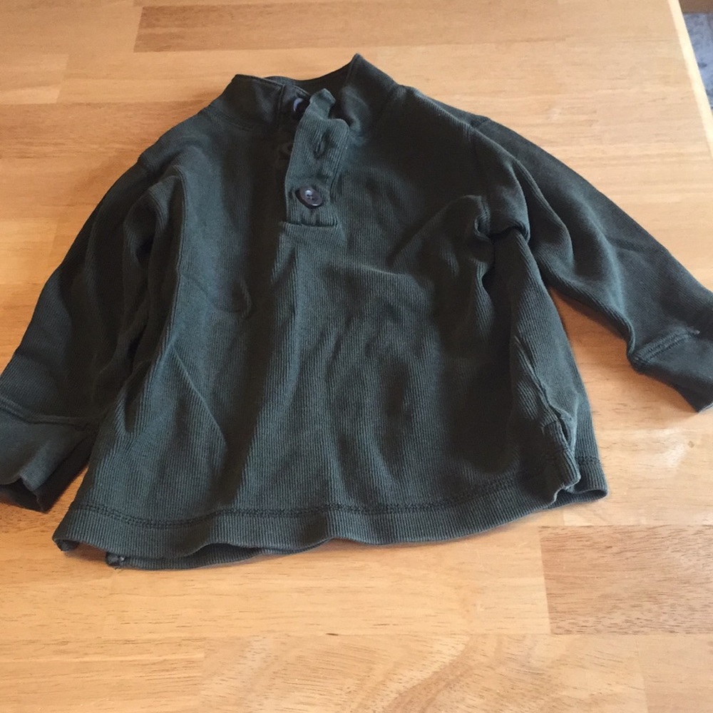 Gymboree size 3 pullover